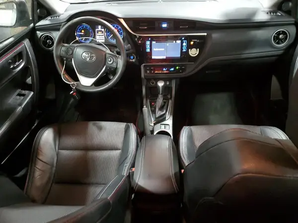5YFBURHE7HP631783 2017 TOYOTA COROLLA - Image 8