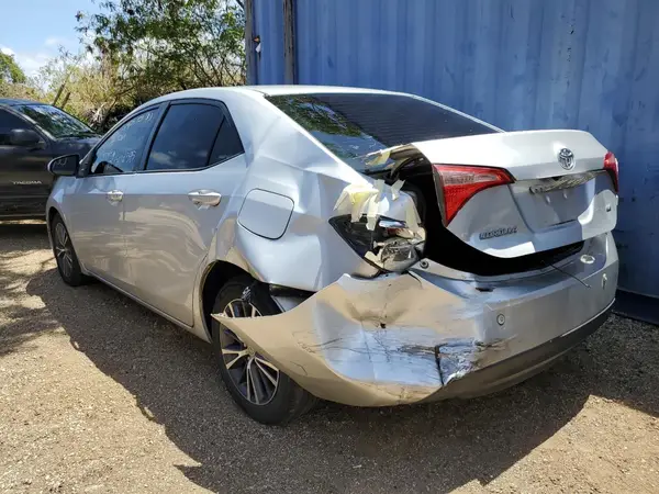 5YFBURHE7HP632254 2017 TOYOTA COROLLA - Image 2