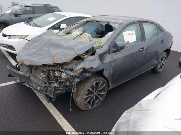 5YFBURHE7HP634554 2017 TOYOTA COROLLA - Image 2
