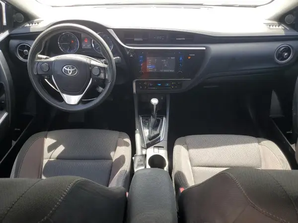 5YFBURHE7HP641875 2017 TOYOTA COROLLA - Image 8