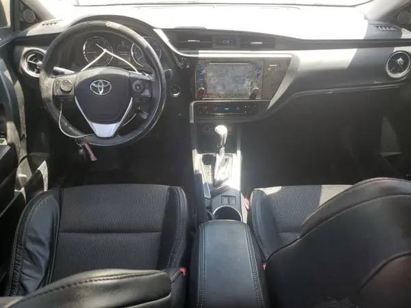 5YFBURHE7HP644078 2017 TOYOTA COROLLA - Image 8