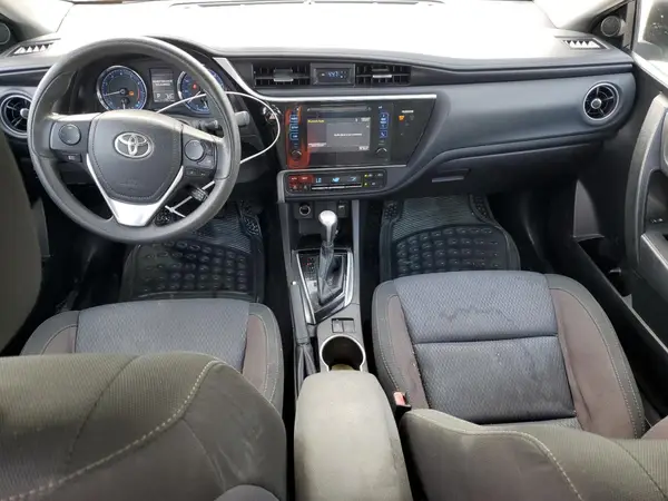 5YFBURHE7HP646123 2017 TOYOTA COROLLA - Image 8