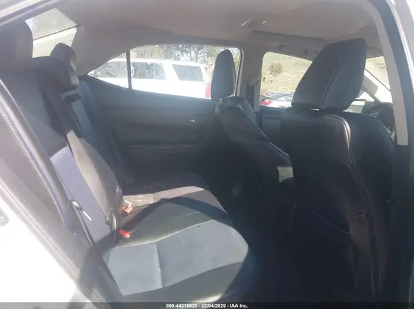 5YFBURHE7HP646669 2017 TOYOTA COROLLA - Image 8