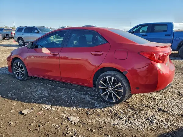 5YFBURHE7HP646736 2017 TOYOTA COROLLA - Image 2
