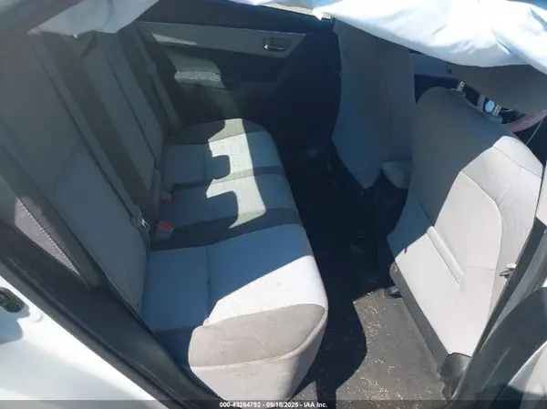 5YFBURHE7HP648003 2017 TOYOTA COROLLA - Image 8