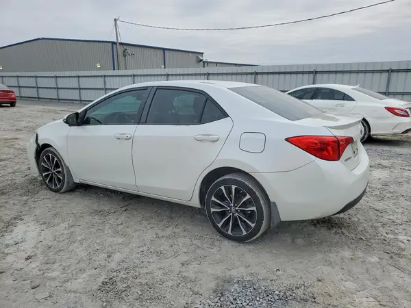 5YFBURHE7HP649362 2017 TOYOTA COROLLA - Image 2