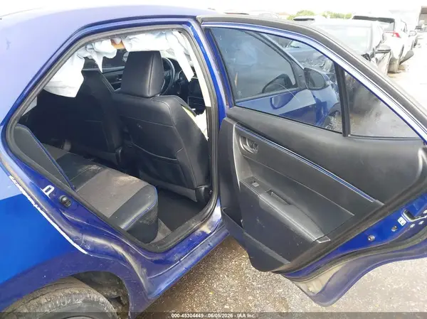 5YFBURHE7HP652116 2017 TOYOTA COROLLA - Image 8