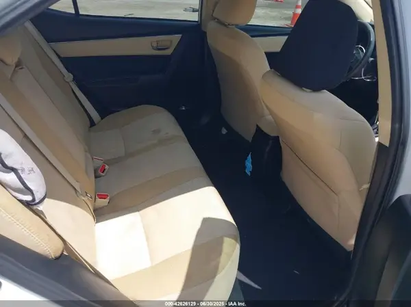 5YFBURHE7HP653721 2017 TOYOTA COROLLA - Image 8