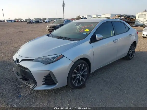 5YFBURHE7HP657610 2017 TOYOTA COROLLA - Image 2