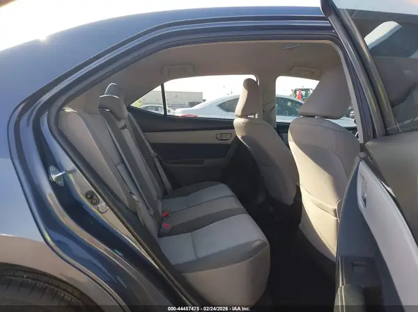 5YFBURHE7HP658174 2017 TOYOTA COROLLA - Image 8
