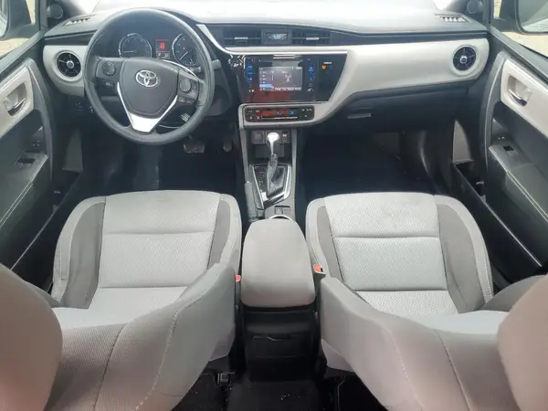 5YFBURHE7HP662600 2017 TOYOTA COROLLA - Image 8
