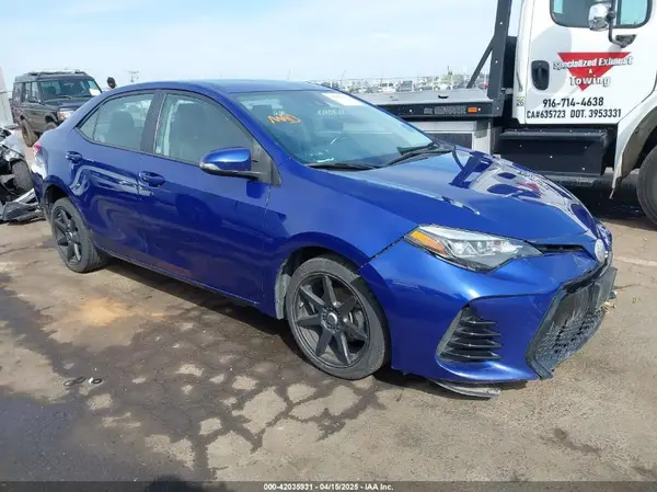 5YFBURHE7HP664895 2017 TOYOTA COROLLA - Image 1