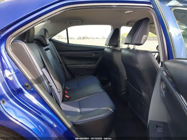 5YFBURHE7HP664895 2017 TOYOTA COROLLA - Image 8