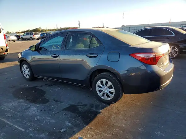 5YFBURHE7HP670390 2017 TOYOTA COROLLA - Image 2