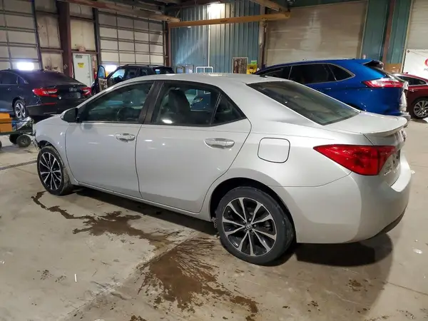 5YFBURHE7HP674200 2017 TOYOTA COROLLA - Image 2