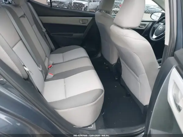 5YFBURHE7HP676531 2017 TOYOTA COROLLA - Image 8