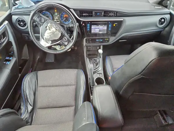 5YFBURHE7HP679932 2017 TOYOTA COROLLA - Image 8