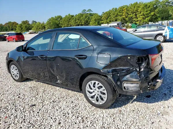 5YFBURHE7HP680983 2017 TOYOTA COROLLA - Image 2