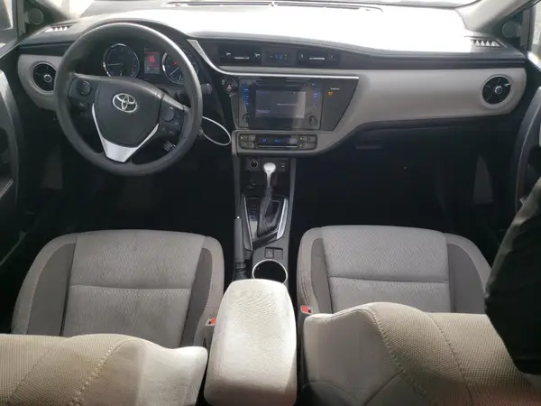 5YFBURHE7HP681891 2017 TOYOTA COROLLA - Image 8
