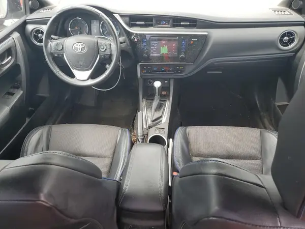 5YFBURHE7HP682281 2017 TOYOTA COROLLA - Image 8
