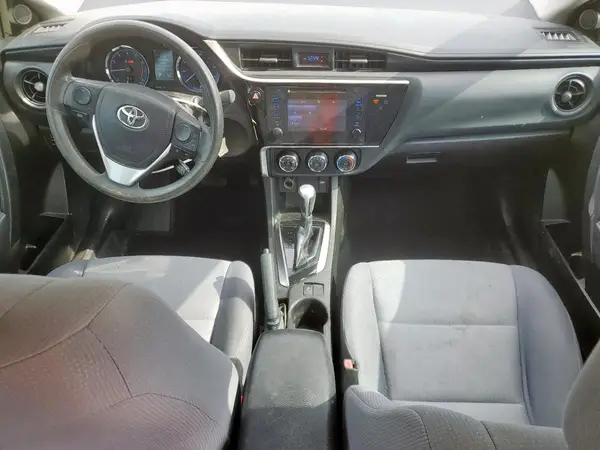 5YFBURHE7HP683916 2017 TOYOTA COROLLA - Image 8