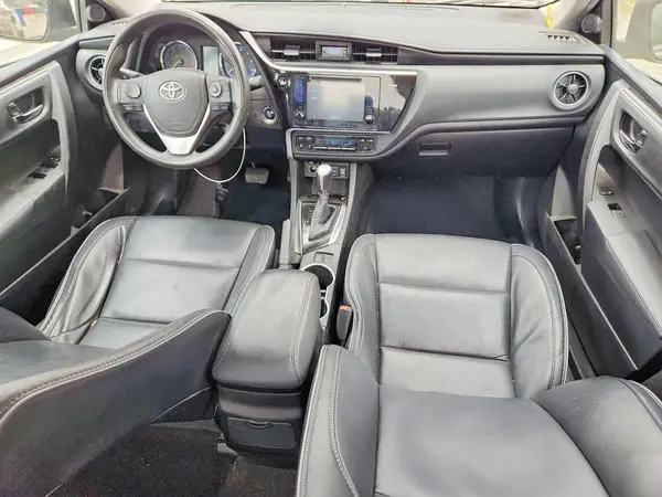 5YFBURHE7HP684323 2017 TOYOTA COROLLA - Image 8