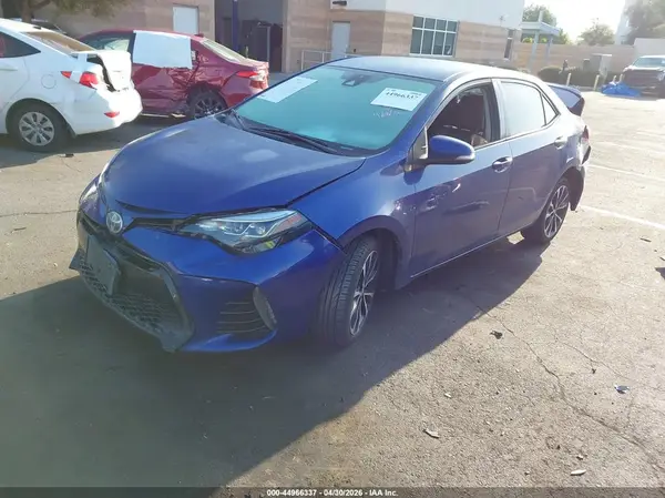5YFBURHE7HP684404 2017 TOYOTA COROLLA - Image 2