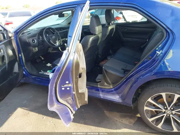5YFBURHE7HP684404 2017 TOYOTA COROLLA - Image 8