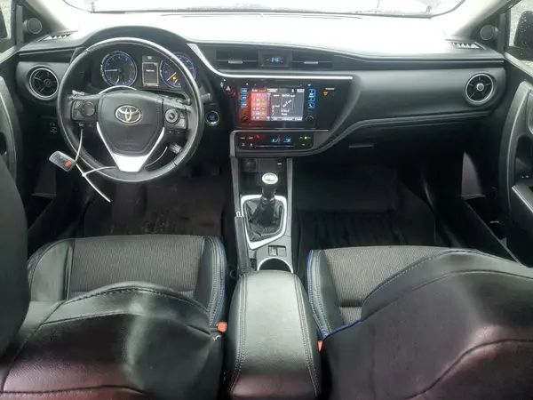 5YFBURHE7HP685746 2017 TOYOTA COROLLA - Image 8