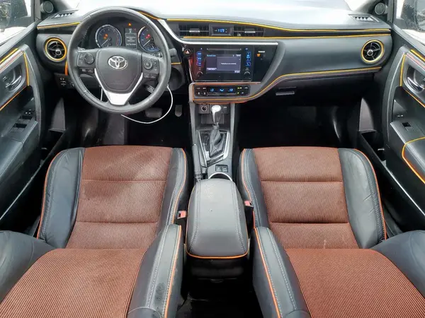 5YFBURHE7HP686444 2017 TOYOTA COROLLA - Image 8