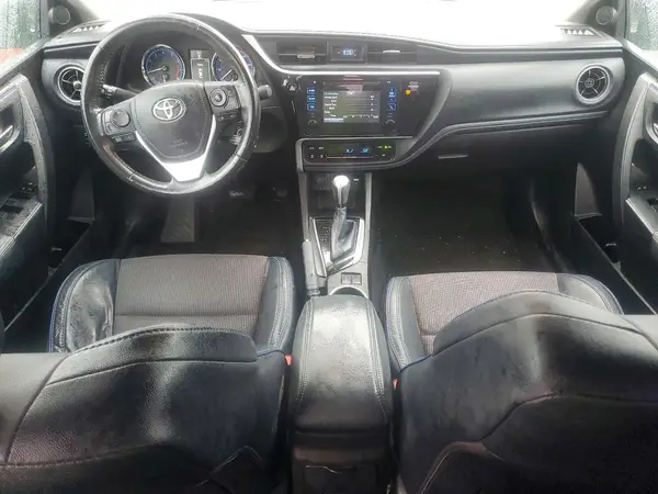 5YFBURHE7HP688260 2017 TOYOTA COROLLA - Image 8