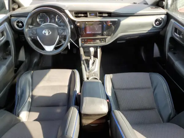 5YFBURHE7HP689862 2017 TOYOTA COROLLA - Image 8