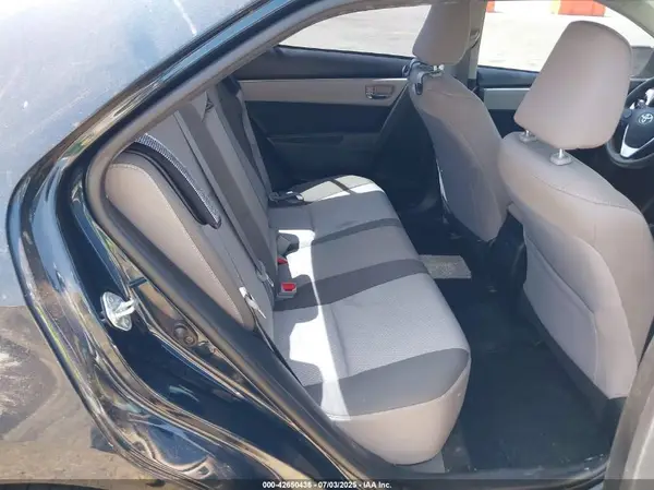 5YFBURHE7HP691224 2017 TOYOTA COROLLA - Image 8