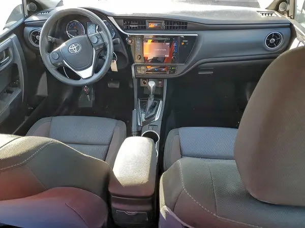 5YFBURHE7HP691756 2017 TOYOTA COROLLA - Image 8