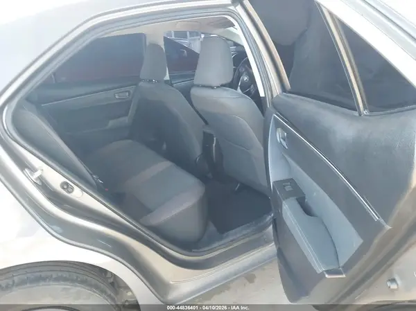 5YFBURHE7HP695659 2017 TOYOTA COROLLA - Image 8