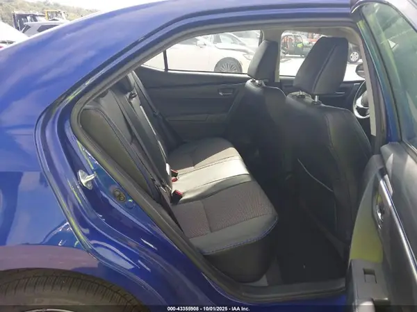 5YFBURHE7HP695872 2017 TOYOTA COROLLA - Image 8