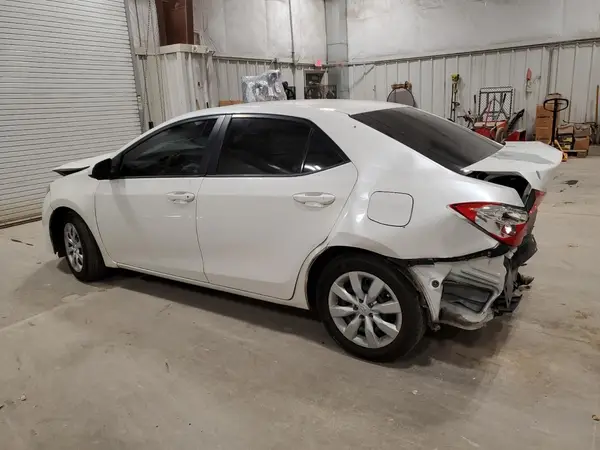 5YFBURHE7HP696052 2017 TOYOTA COROLLA - Image 2