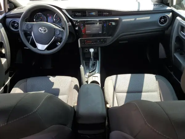 5YFBURHE7HP697363 2017 TOYOTA COROLLA - Image 8