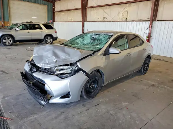 5YFBURHE7HP699047 2017 TOYOTA COROLLA - Image 1
