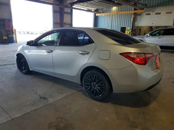 5YFBURHE7HP699047 2017 TOYOTA COROLLA - Image 2