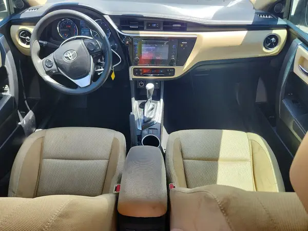 5YFBURHE7HP699131 2017 TOYOTA COROLLA - Image 8