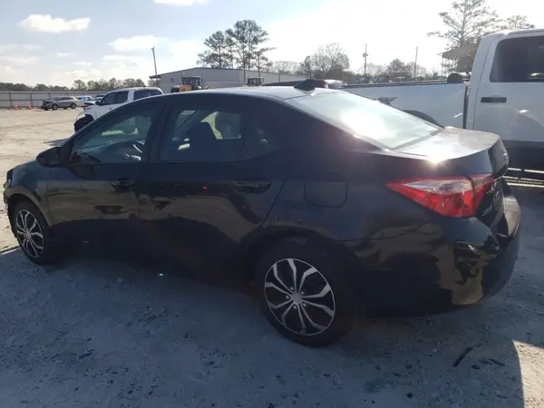 5YFBURHE7HP700732 2017 TOYOTA COROLLA - Image 2