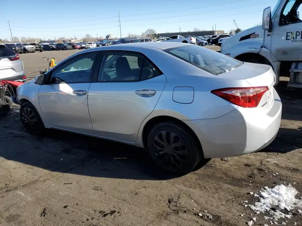 5YFBURHE7HP705350 2017 TOYOTA COROLLA - Image 2