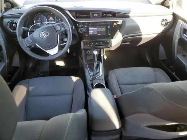 5YFBURHE7HP705350 2017 TOYOTA COROLLA - Image 8