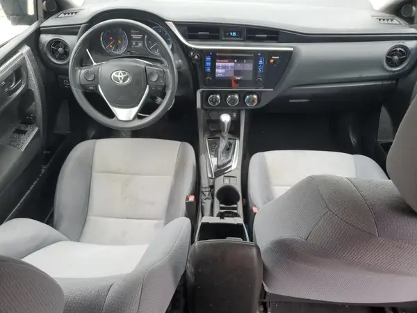 5YFBURHE7HP706188 2017 TOYOTA COROLLA - Image 8
