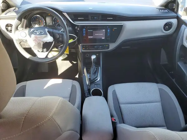 5YFBURHE7HP706868 2017 TOYOTA COROLLA - Image 8