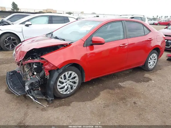 5YFBURHE7HP708751 2017 TOYOTA COROLLA - Image 2