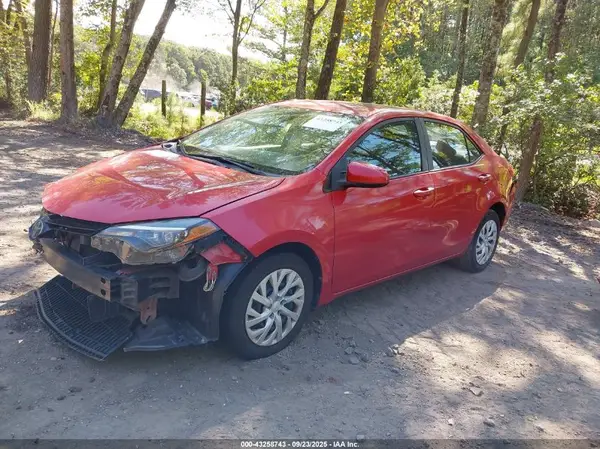 5YFBURHE7HP710869 2017 TOYOTA COROLLA - Image 2