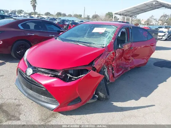 5YFBURHE7HP711715 2017 TOYOTA COROLLA - Image 2