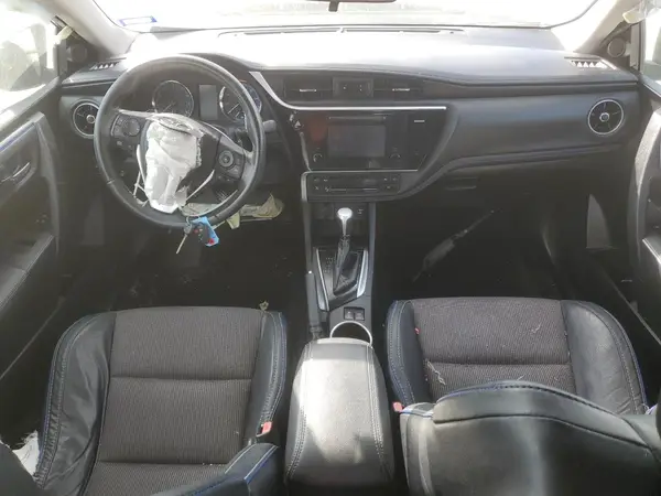 5YFBURHE7HP715991 2017 TOYOTA COROLLA - Image 8